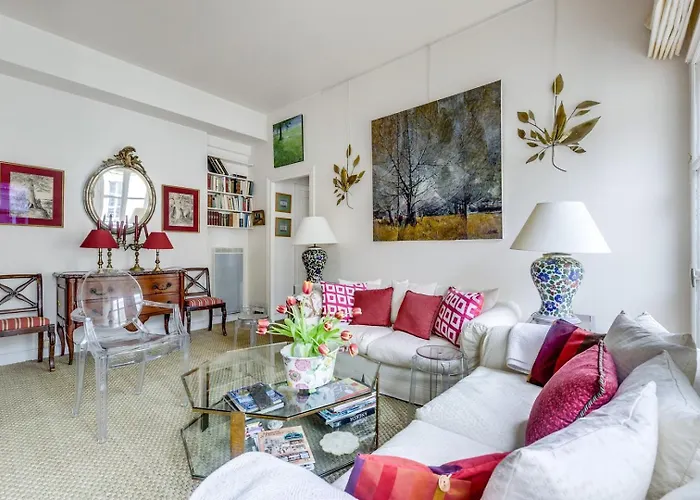 The Persian Lady - Lovely & Quiet - Latin Quarter